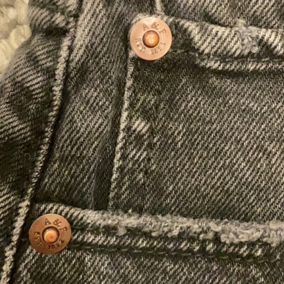 NWT Abercrombie & Fitch Distressed Mini Short Fringe Zip Fly Black Size 27 - Picture 14 of 16